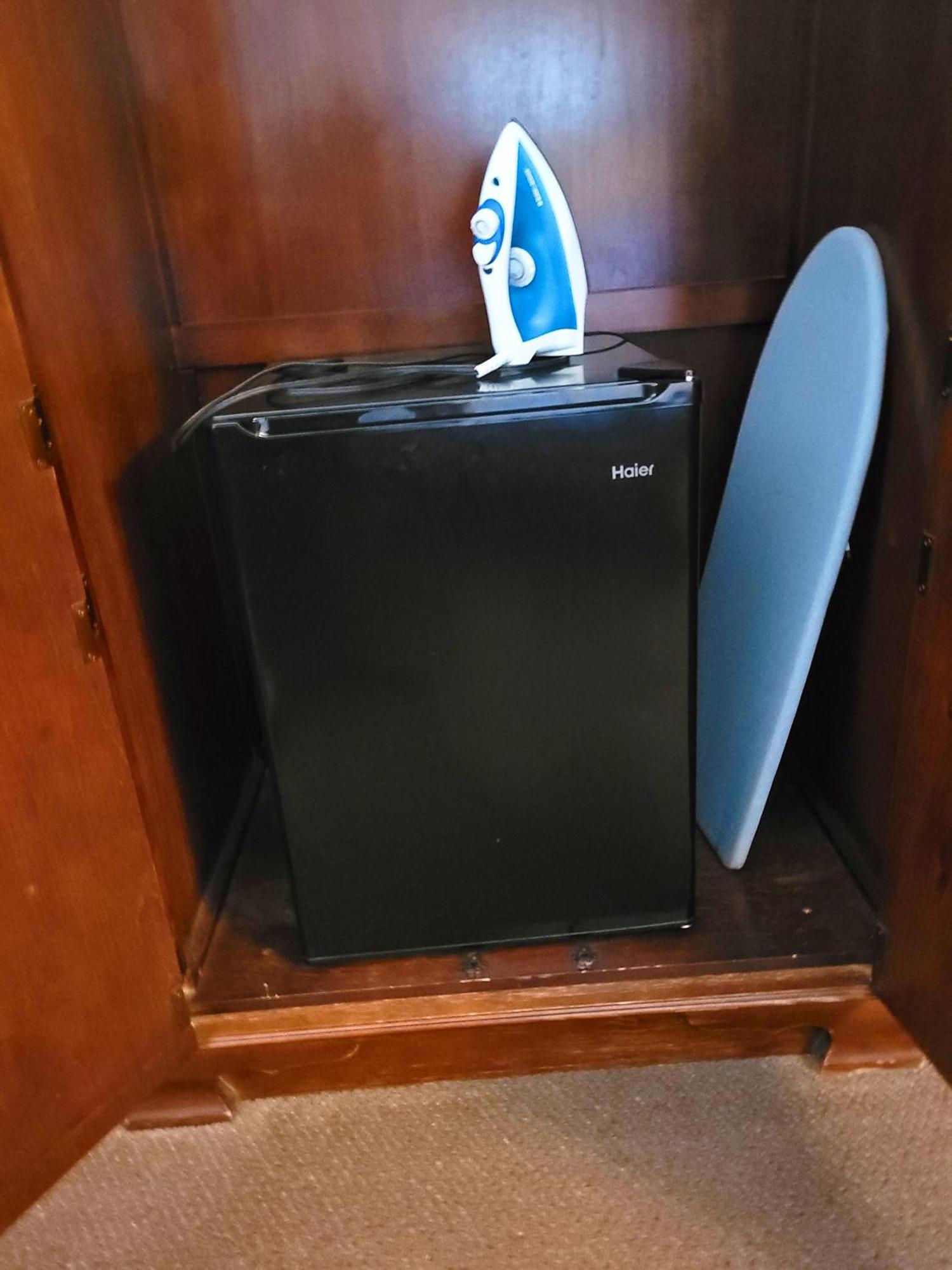 Altland House Inn & Suites アボッツタウン エクステリア 写真