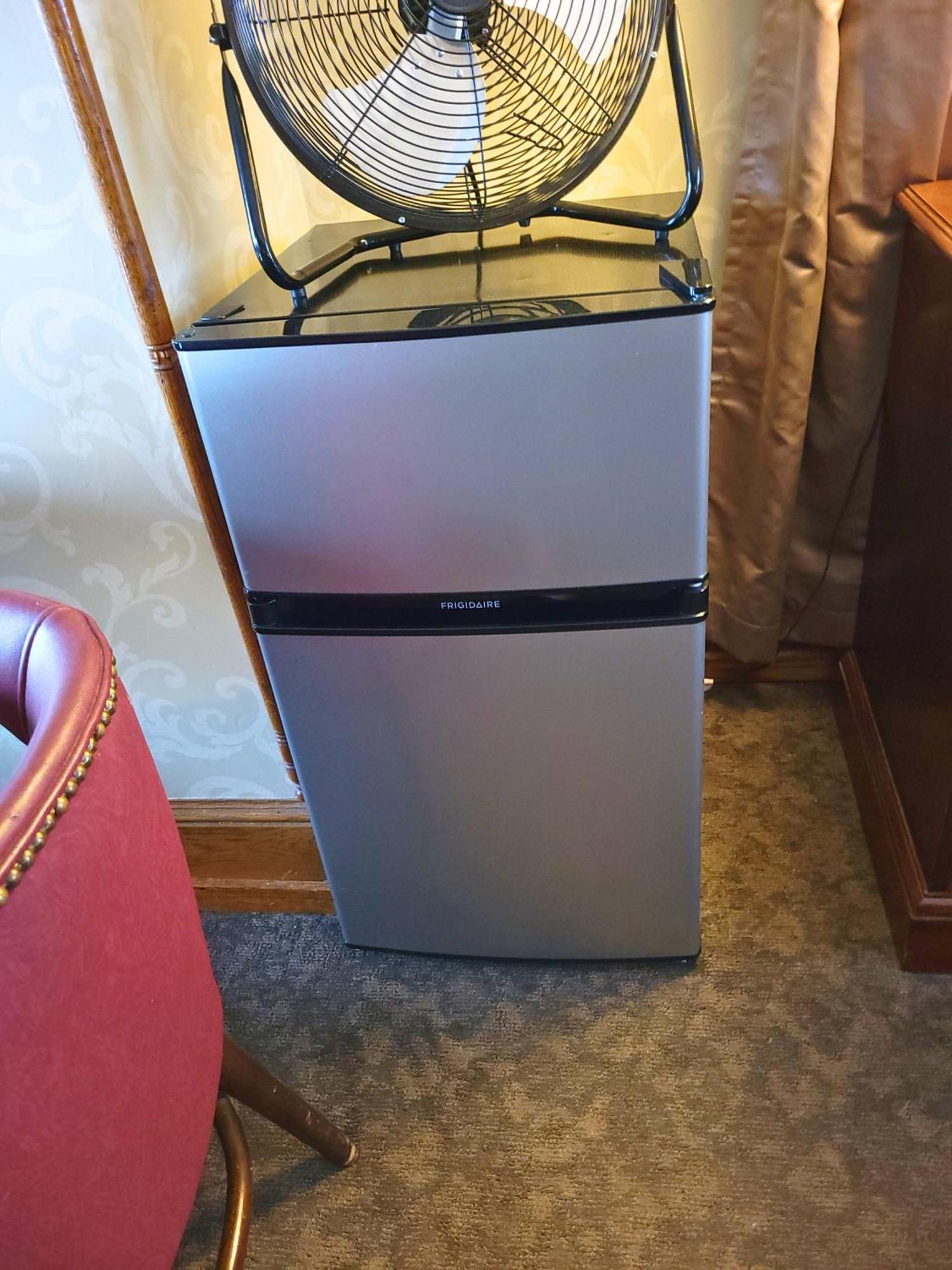 Altland House Inn & Suites アボッツタウン エクステリア 写真